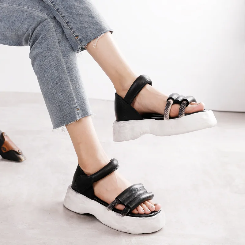 GKTINOO/2022 г. Пролет-лято нови дамски обувки на мека удобна подметка в ретро стил, ръчно изработени от естествена кожа Сандали с отворени пръсти Изображение 1 
