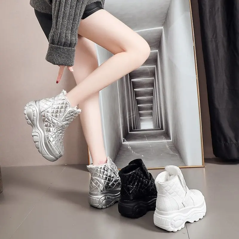 Дамски обувки на платформа, Зимни кадифе топли зимни ботуши в дебела подметка, Новост 2022 г., Одноногие Високи Памучни обувки с дебела подметка цвят маффина Сребрист цвят Изображение 4 