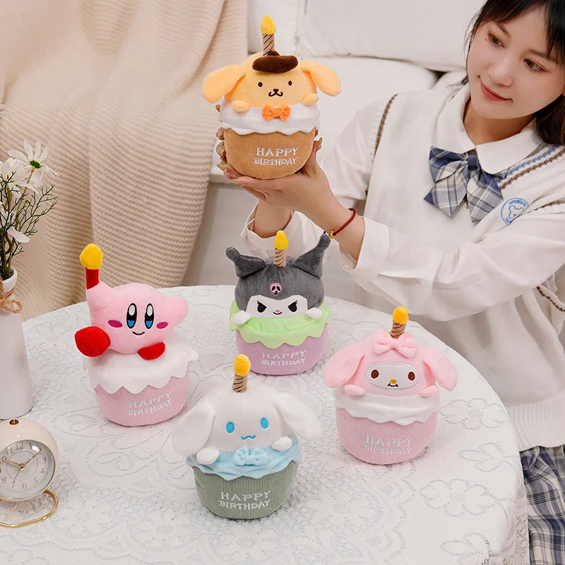 Сладки Sanrio серия Kuromi Cinnamoroll my melody Плюшени играчки Кърби Kawai меки плюшени 20 см кукла във форма на торта, подаръци за рожден ден Изображение 1 